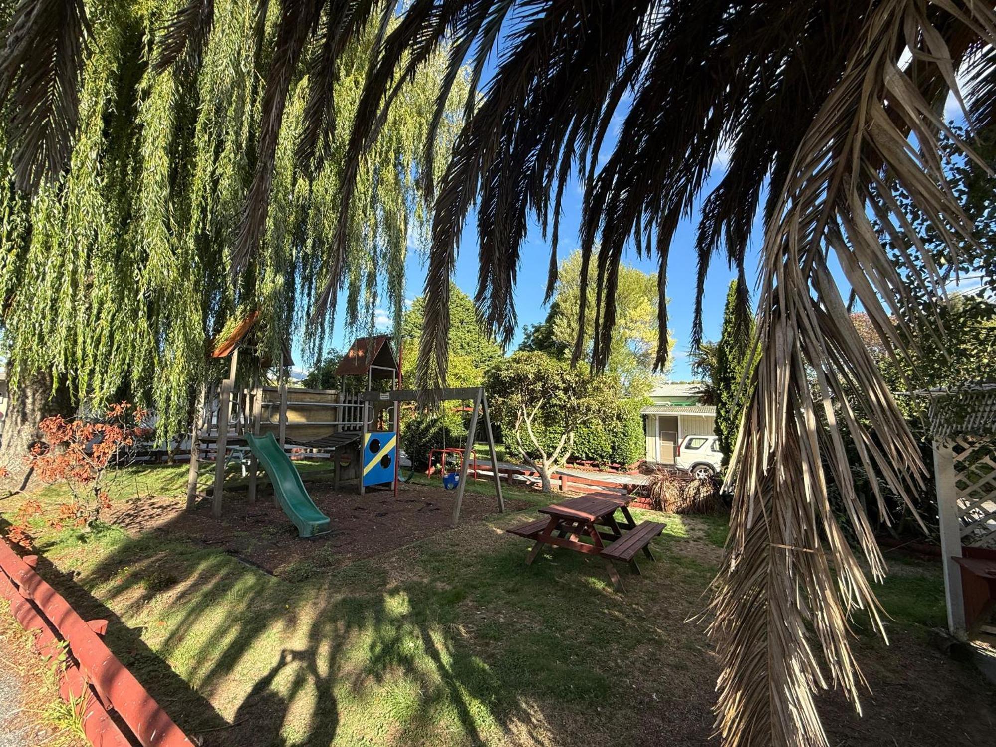 Camellia Court Family 3* Taupo