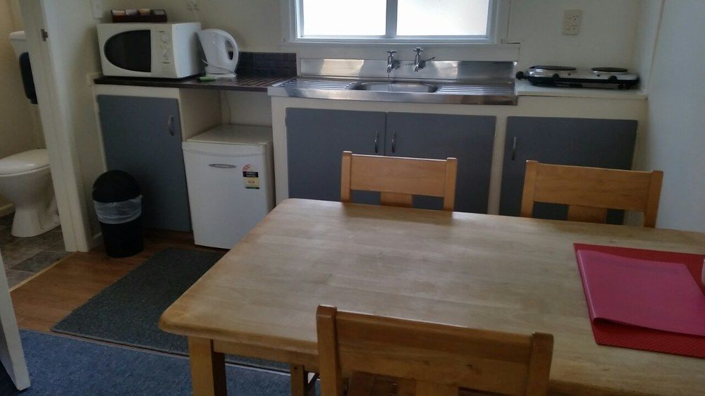 Motel Camellia Court Family 3*