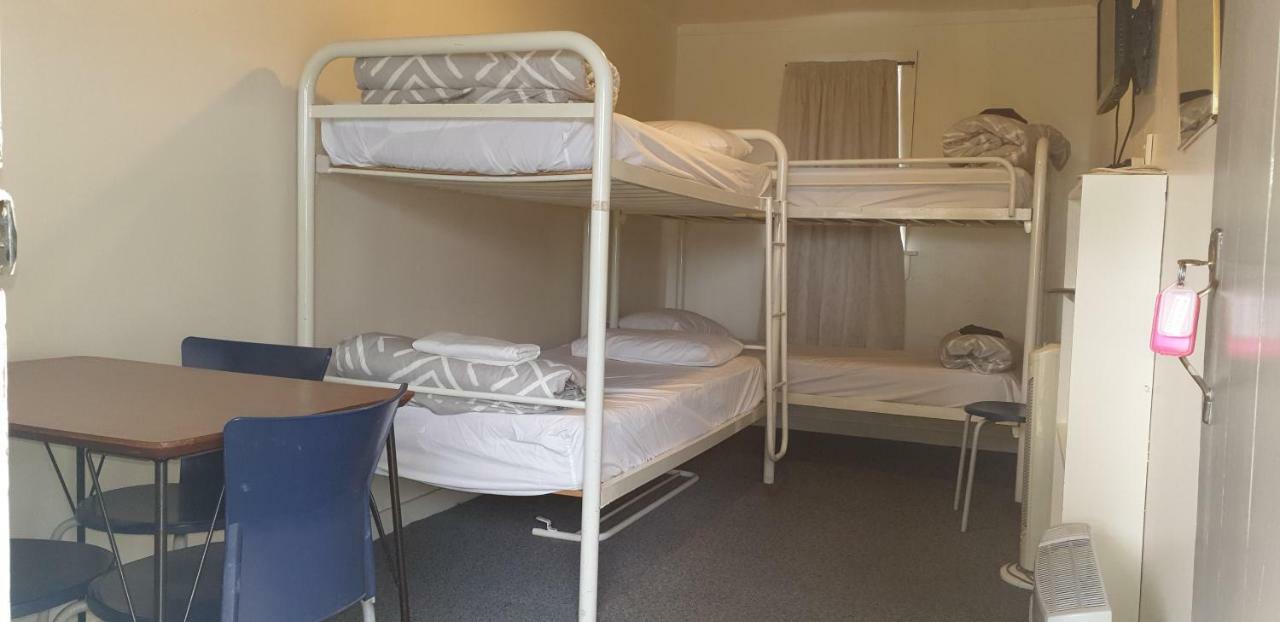 Camellia Court Family 3* Taupo